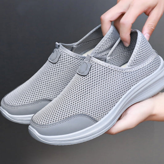 Women's Breathable Anti-Slip Soft Sole Casual Shoes