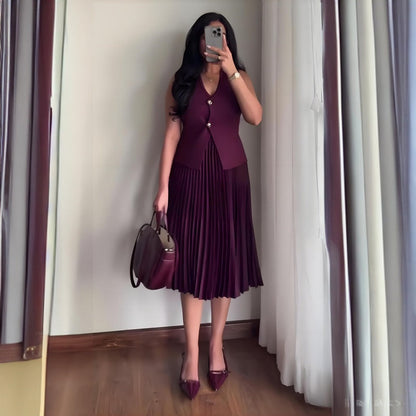 Women's Fashion Sleeveless V-Neck Vest & Pleated Skirt Two Piece Set