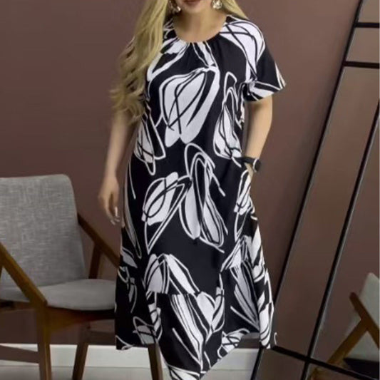 Elegant Round Neck Printed Flowy Dress