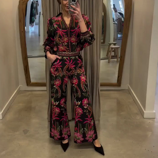 Elegant Floral Suit - V-Neck Top & Wide-Leg Pants