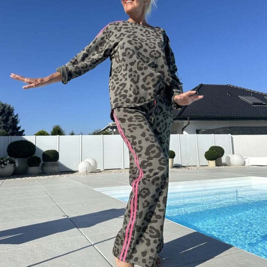 Women's Leopard Long-Sleeve Tops ＆ Wide-Leg Pants 2-Piece Set